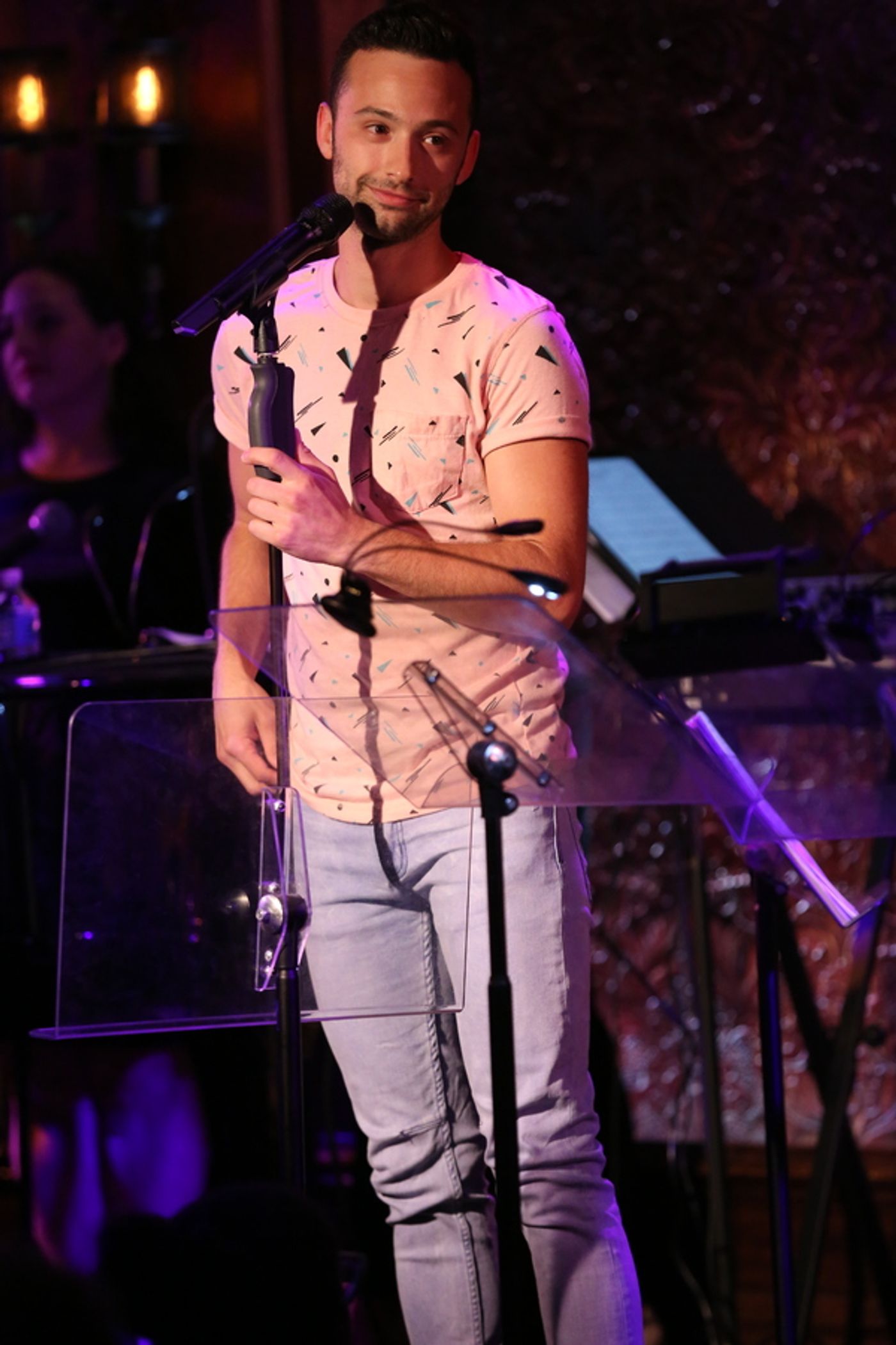 Photo Flash: Jeremy Jordan, Jennifer Damiano, and More Sing Gwen Stefani at Feinstein's/54 Below  Image