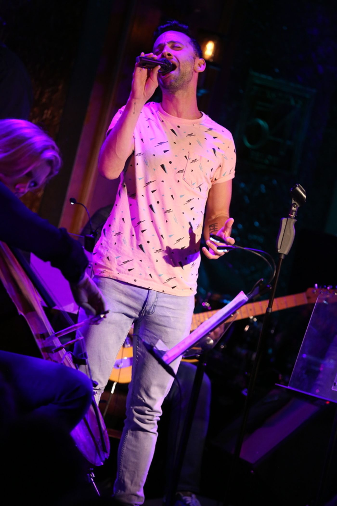 Photo Flash: Jeremy Jordan, Jennifer Damiano, and More Sing Gwen Stefani at Feinstein's/54 Below  Image