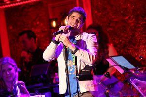 Jeremy Jordan sings â€"Don’t Speakâ€
@ BroadwayWorld Jeremy Jordan sings â€"Don’t Speakâ€
Photo