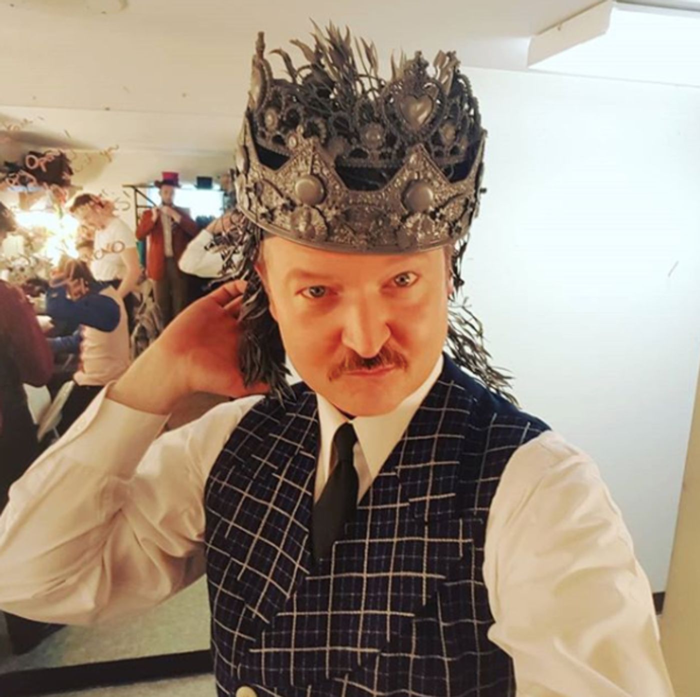 Photo Flash: ANASTASIA's Gleb Has a New Crush and More Saturday Intermission Pics!  Image