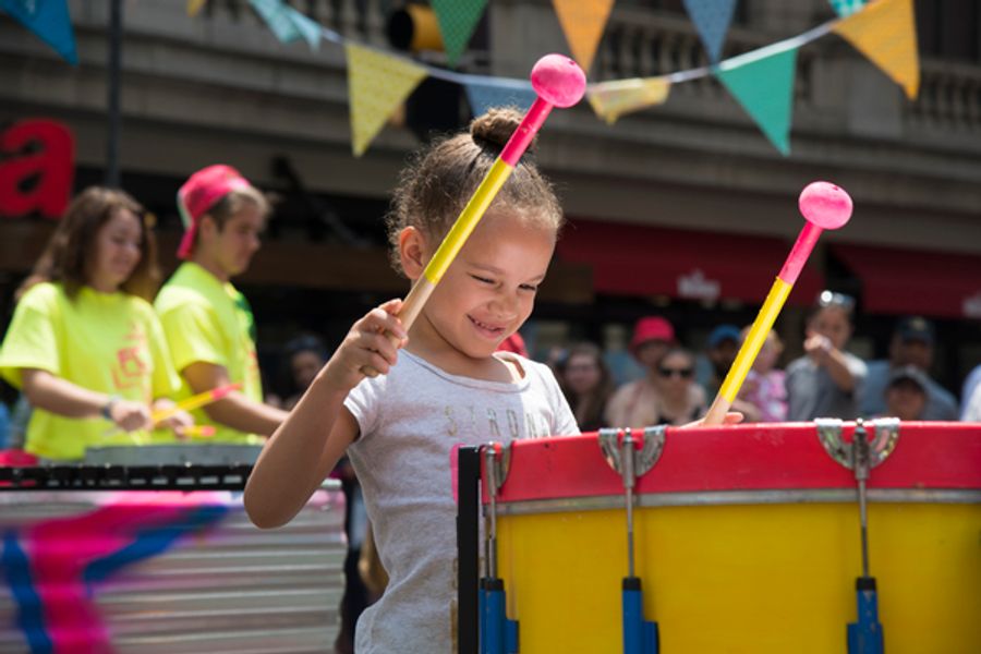 Photo Flash: The Kimmel Center Presents Philadelphia International Festival of the Arts' Street Fair Image