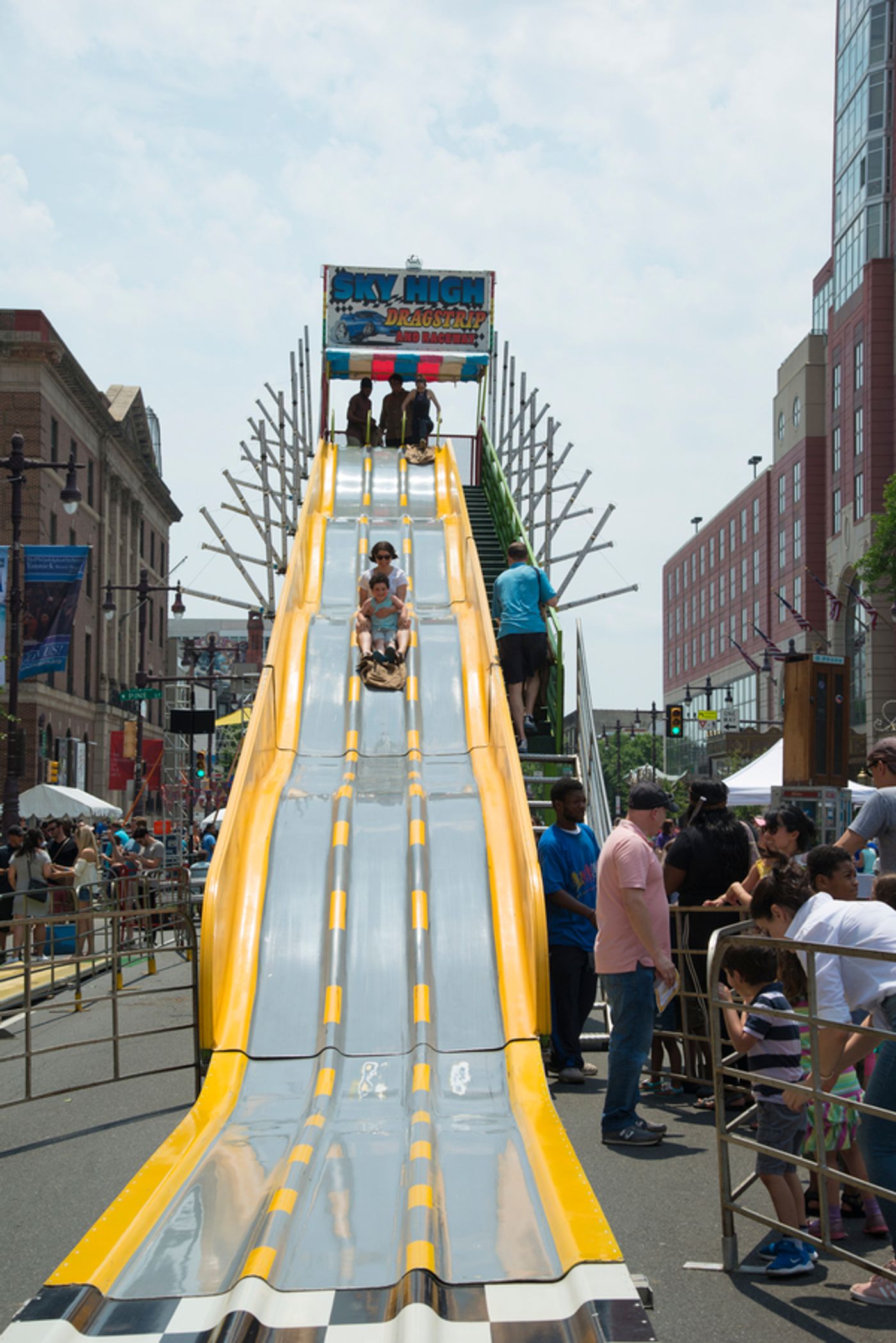 Photo Flash: The Kimmel Center Presents Philadelphia International Festival of the Arts' Street Fair Photo Flash: The Kimmel Center Presents Philadelphia International Festival of the Arts' Street Fair Image