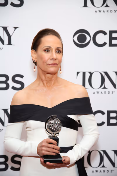 Laurie Metcalf Photo