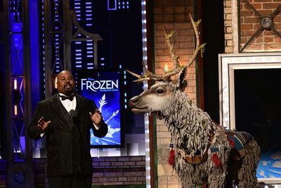 James Monroe Iglehart & Sven Photo