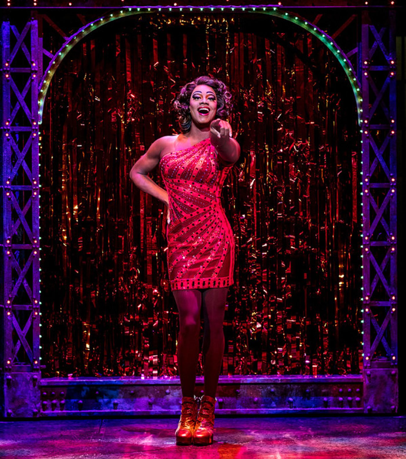 Photo Flash: KINKY BOOTS Welcomes Final Company; Closing Performance 12 January 2019  Image