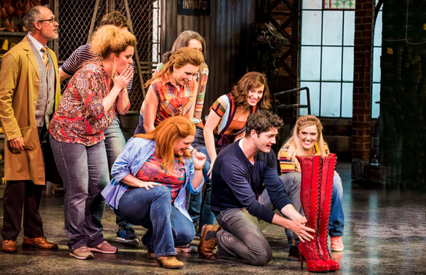 Photo Flash: KINKY BOOTS Welcomes Final Company; Closing Performance 12 January 2019  Image