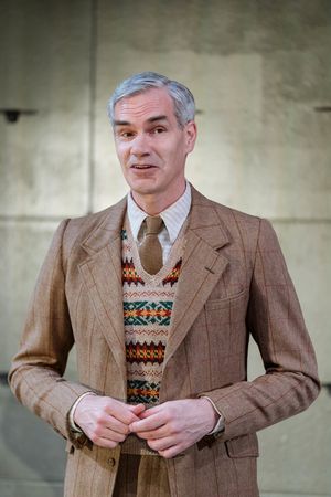 Angus Wright (Gordon Lowther) Photo