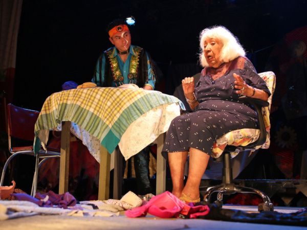 Sheldon Raymore & Gloria Miguel in FEAR OF OATMEAL.
Photo by Walesca Ambroise. Photo