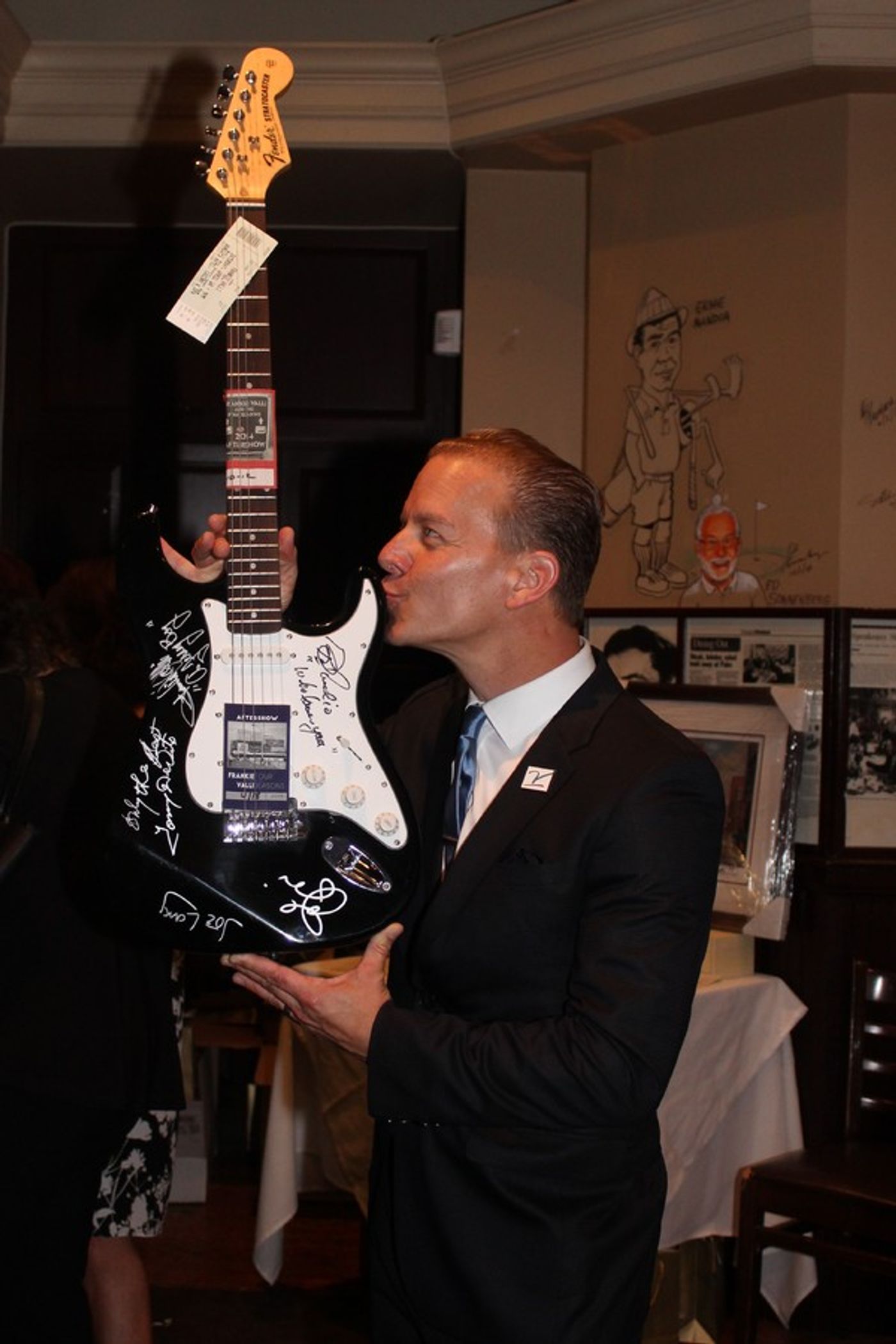 Photo Coverage: Christian Hoff and Friends Celebrate Tony Night at the Palm!  Image