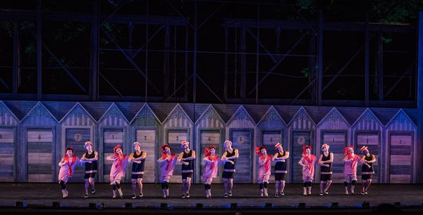 Photo Flash: JEROME ROBBINS' BROADWAY Opens The Muny's Centennial Season — photo 16 of 23