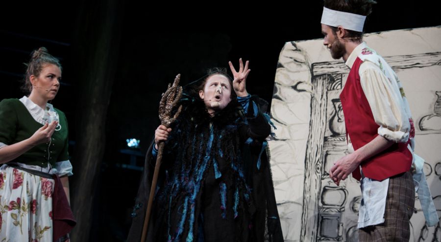 Review: INTO THE WOODS at Chateau Neuf, Oslo Image