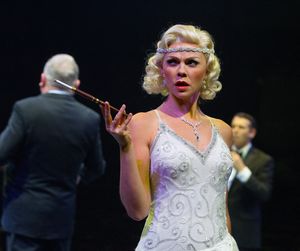 Ron Wisniski, Jennifer Knox and Matt Loehr; Photo by Kevin Graft @ BroadwayWorld Ron Wisniski, Jennifer Knox and Matt Loehr; Photo by Kevin Graft Photo