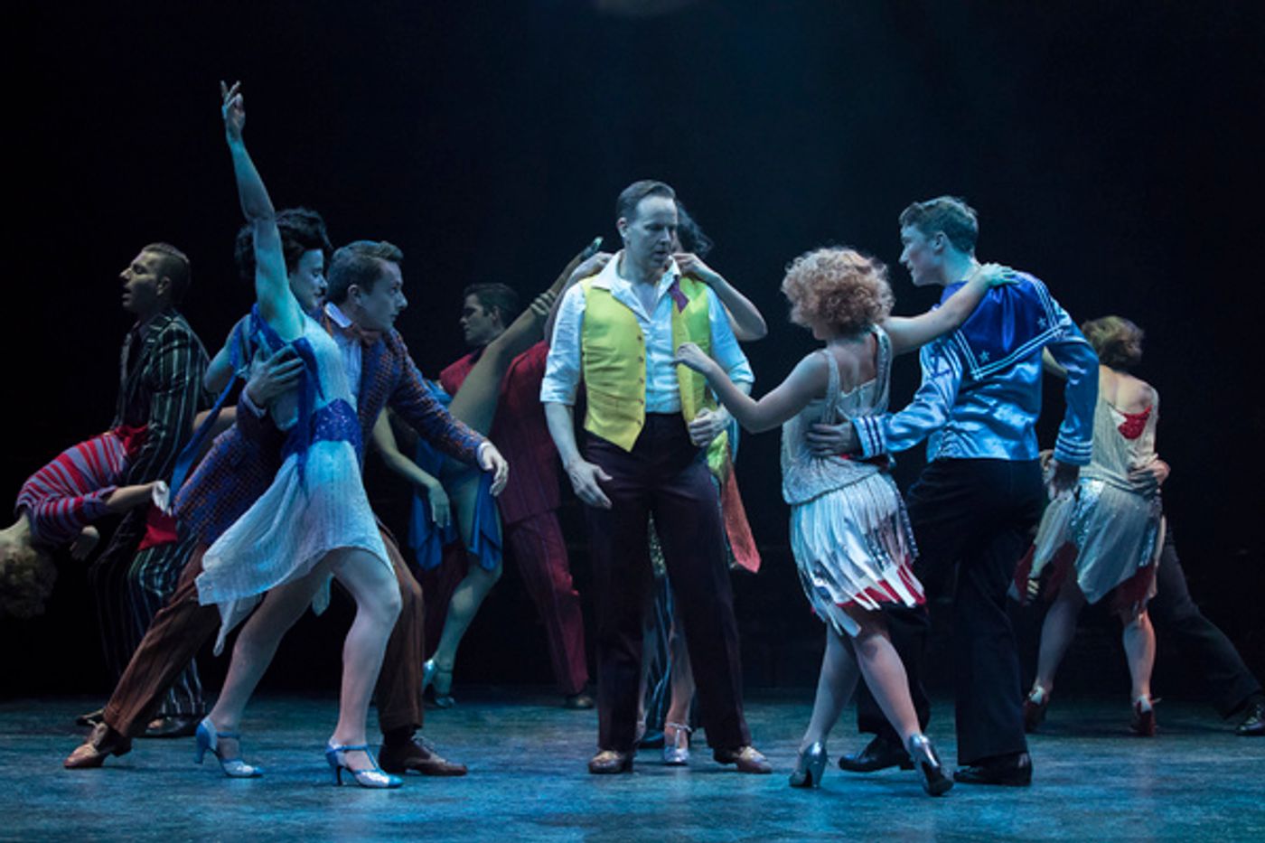 Photo Flash: Broadway At Music Circus Season Opens with SINGIN' IN THE RAIN  Image