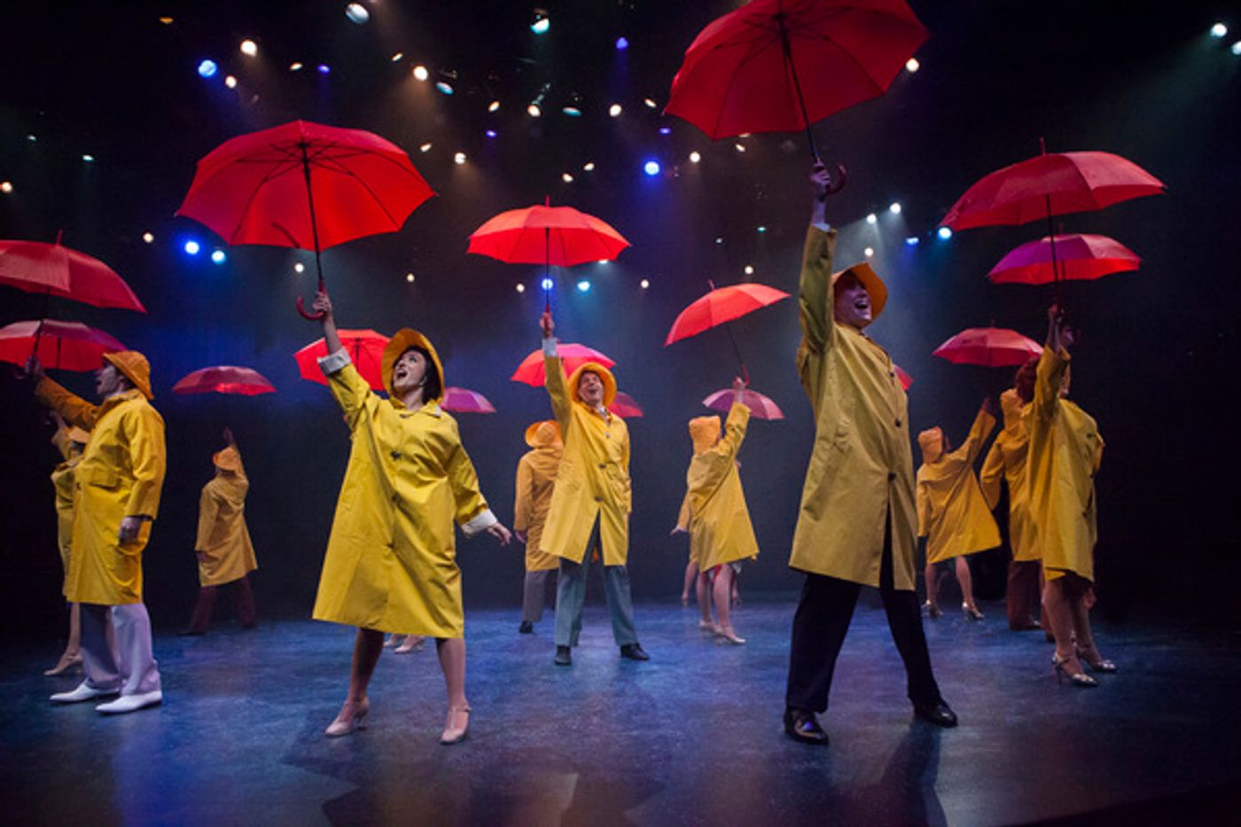 Photo Flash: Broadway At Music Circus Season Opens with SINGIN' IN THE RAIN  Image