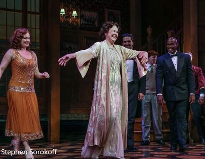 Laura Michelle Kelly, Harriet Harris, Will Swenson, Alan H. Green Photo