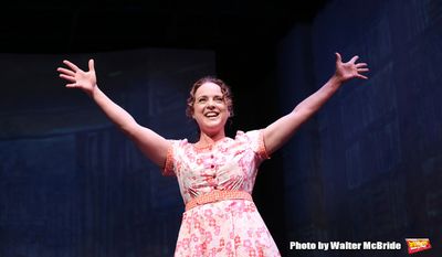 Melissa Errico Photo