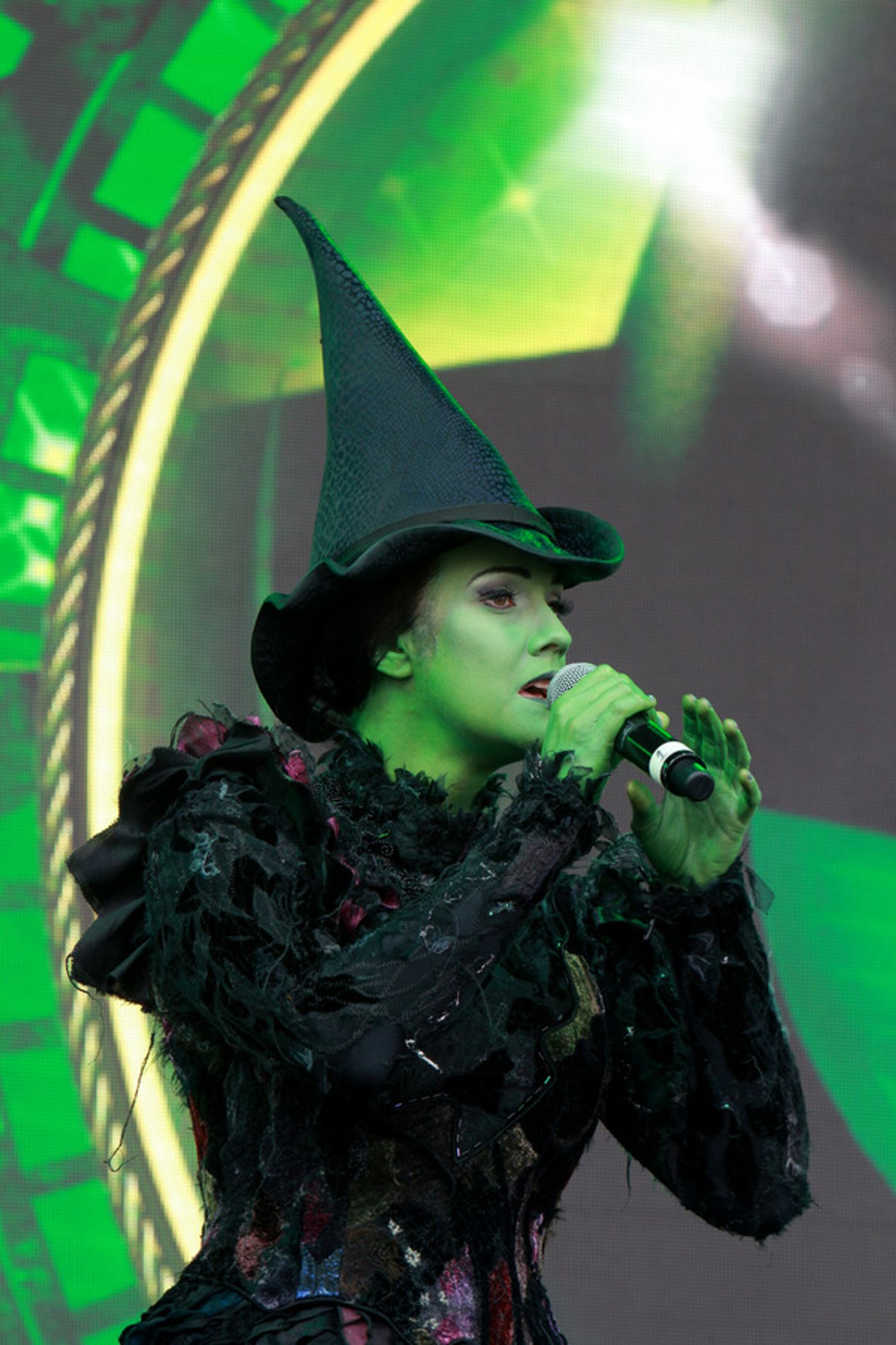 Photo Flash: The West End's Best Come Out For West End Live - JAMIE, WICKED, MOTOWN, KINKY BOOTS, and MATILDA  Image