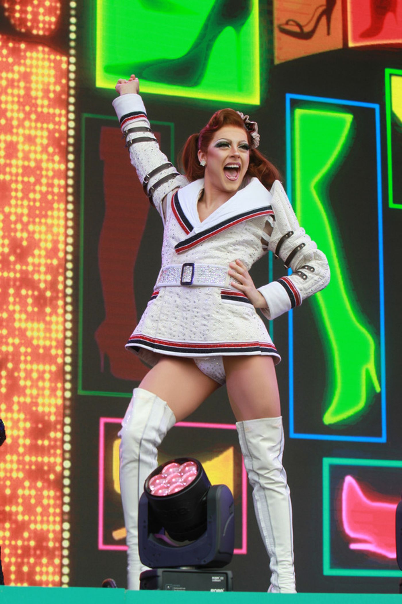 Photo Flash: The West End's Best Come Out For West End Live - JAMIE, WICKED, MOTOWN, KINKY BOOTS, and MATILDA  Image