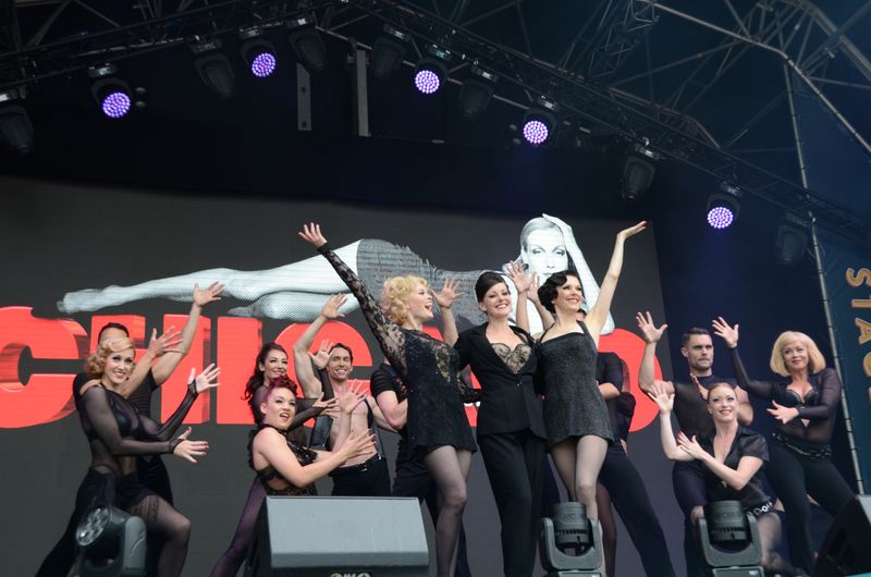 Photo Flash: The West End's Best Come Out For West End Live - DREAMGIRLS, MAMMA MIA!, CHICAGO, THRILLER LIVE — photo 52 of 55