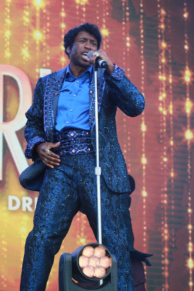 Photo Flash: The West End's Best Come Out For West End Live - DREAMGIRLS, MAMMA MIA!, CHICAGO, THRILLER LIVE — photo 13 of 55