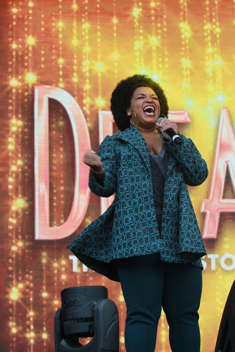 Photo Flash: The West End's Best Come Out For West End Live - DREAMGIRLS, MAMMA MIA!, CHICAGO, THRILLER LIVE — photo 9 of 55