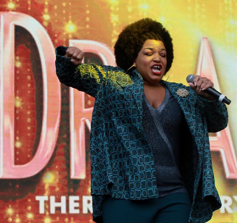 Photo Flash: The West End's Best Come Out For West End Live - DREAMGIRLS, MAMMA MIA!, CHICAGO, THRILLER LIVE — photo 8 of 55