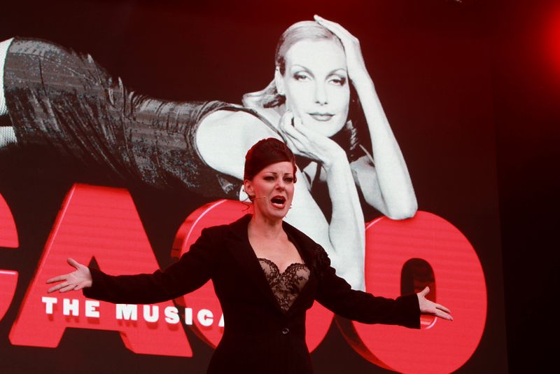 Photo Flash: The West End's Best Come Out For West End Live - DREAMGIRLS, MAMMA MIA!, CHICAGO, THRILLER LIVE — photo 29 of 55