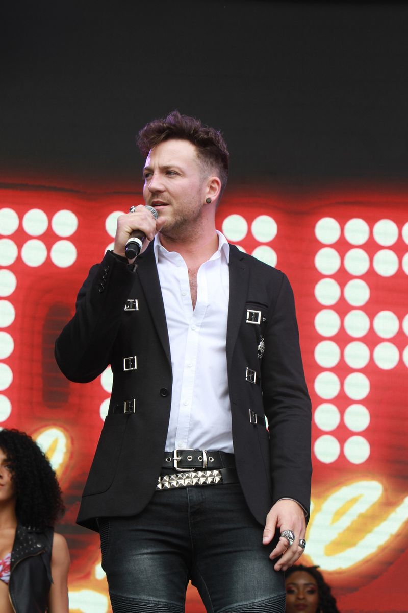 Photo Flash: The West End's Best Come Out For West End Live - DREAMGIRLS, MAMMA MIA!, CHICAGO, THRILLER LIVE — photo 18 of 55