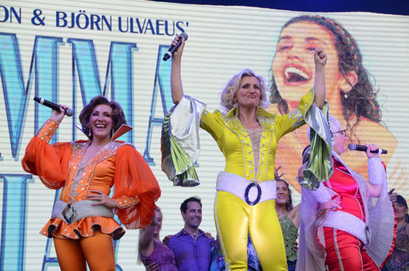 Photo Flash: The West End's Best Come Out For West End Live - DREAMGIRLS, MAMMA MIA!, CHICAGO, THRILLER LIVE  Image