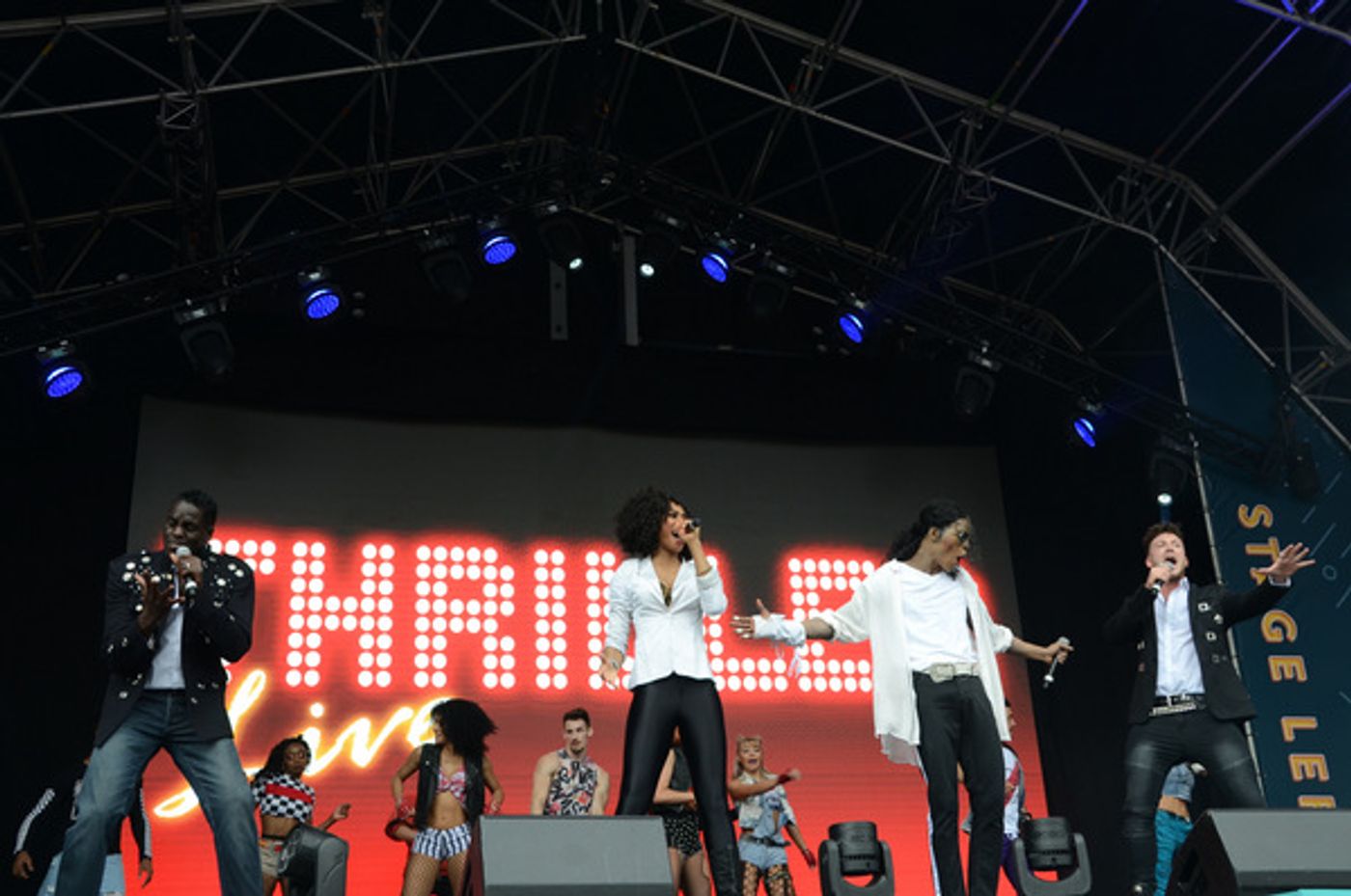 Photo Flash: The West End's Best Come Out For West End Live - DREAMGIRLS, MAMMA MIA!, CHICAGO, THRILLER LIVE  Image