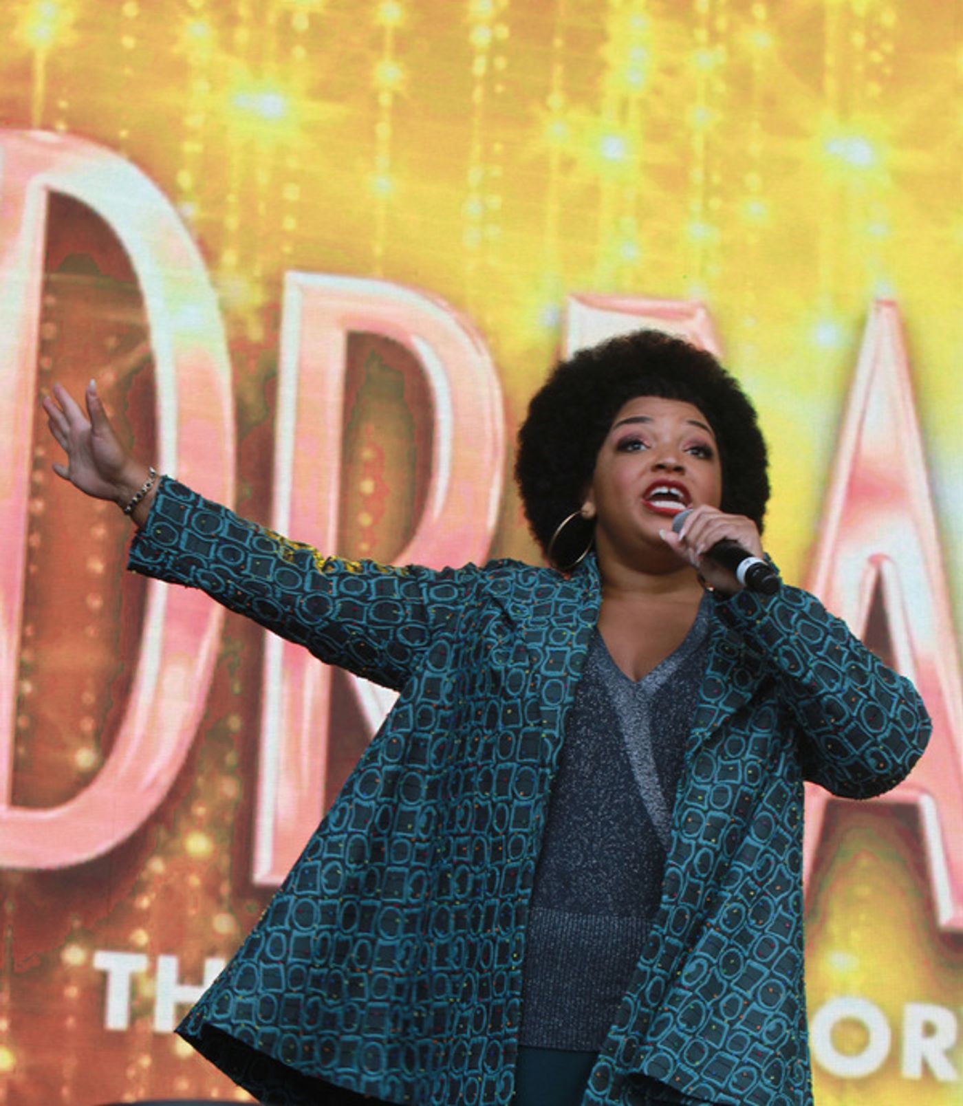 Photo Flash: The West End's Best Come Out For West End Live - DREAMGIRLS, MAMMA MIA!, CHICAGO, THRILLER LIVE  Image