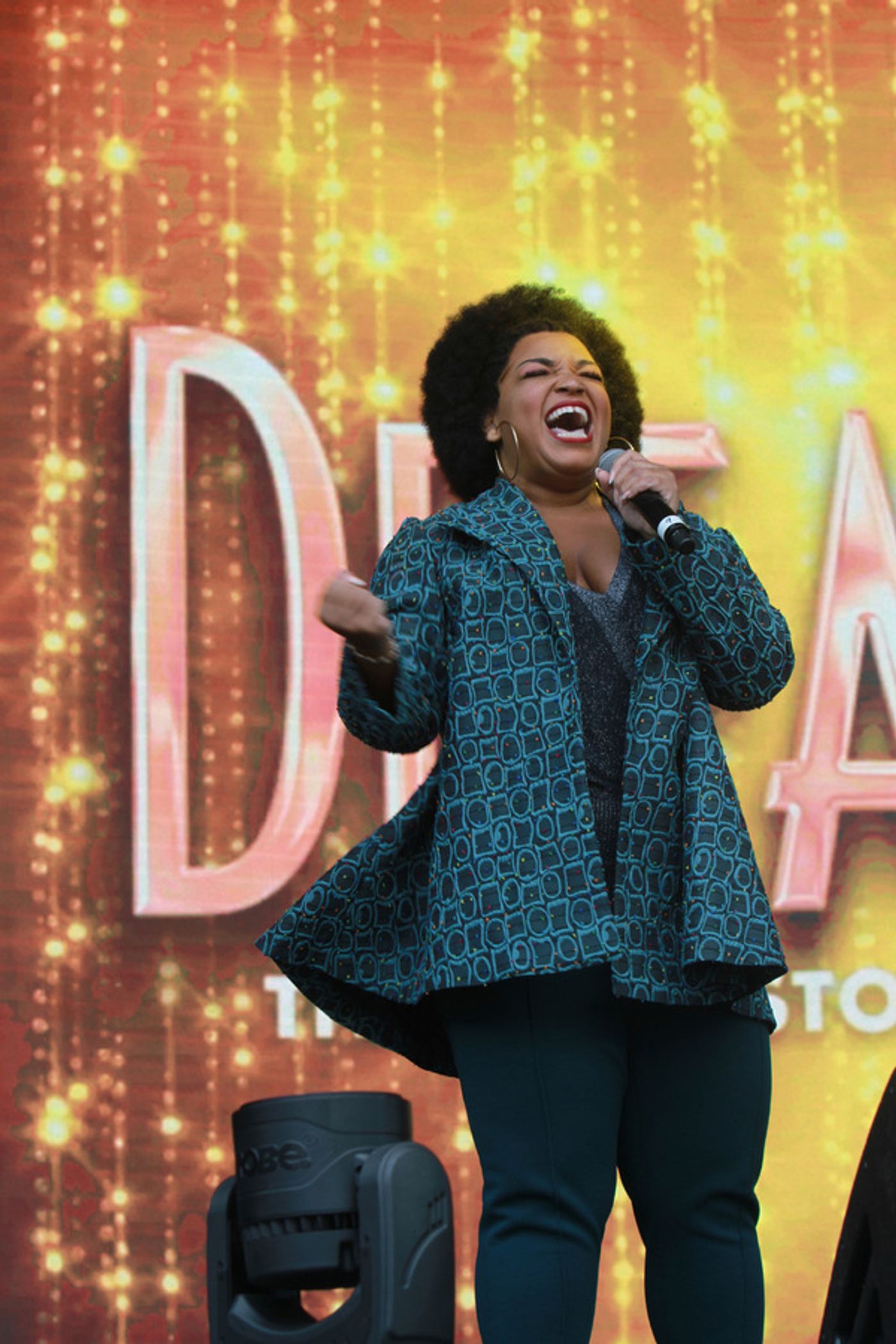 Photo Flash: The West End's Best Come Out For West End Live - DREAMGIRLS, MAMMA MIA!, CHICAGO, THRILLER LIVE  Image
