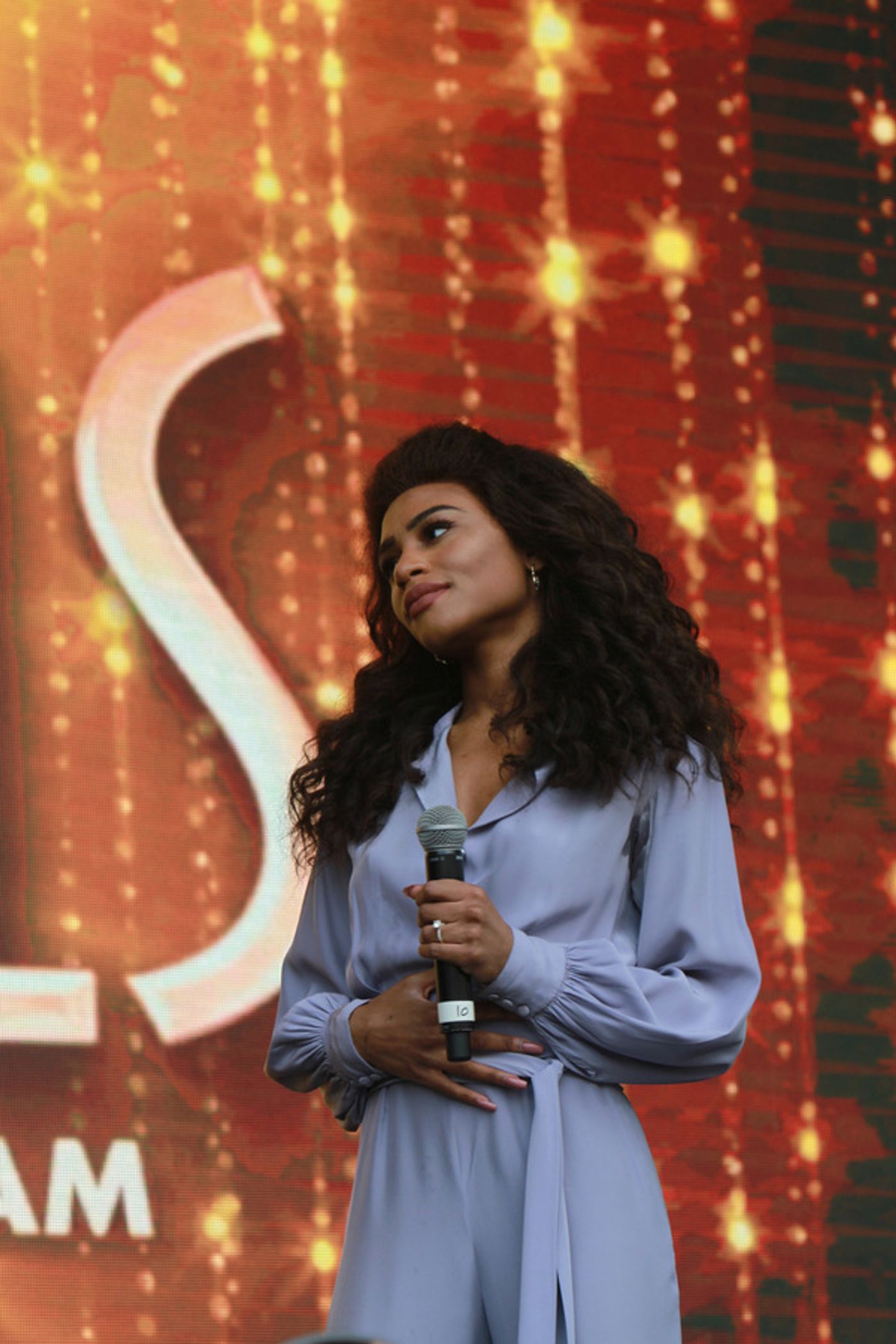 Photo Flash: The West End's Best Come Out For West End Live - DREAMGIRLS, MAMMA MIA!, CHICAGO, THRILLER LIVE  Image