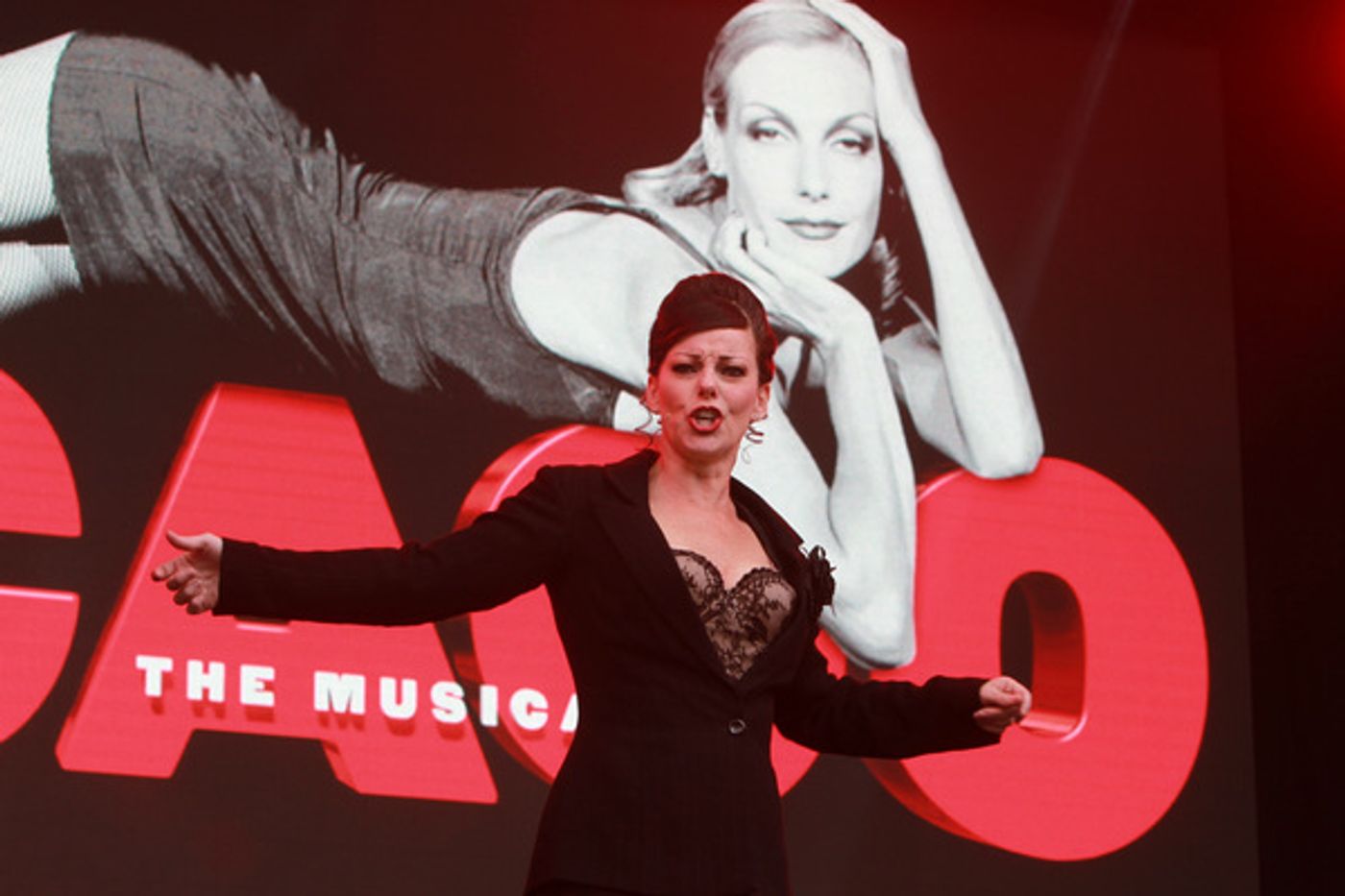 Photo Flash: The West End's Best Come Out For West End Live - DREAMGIRLS, MAMMA MIA!, CHICAGO, THRILLER LIVE  Image