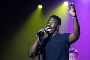 Kyle Taylor Parker @ BroadwayWorld Kyle Taylor Parker Photo