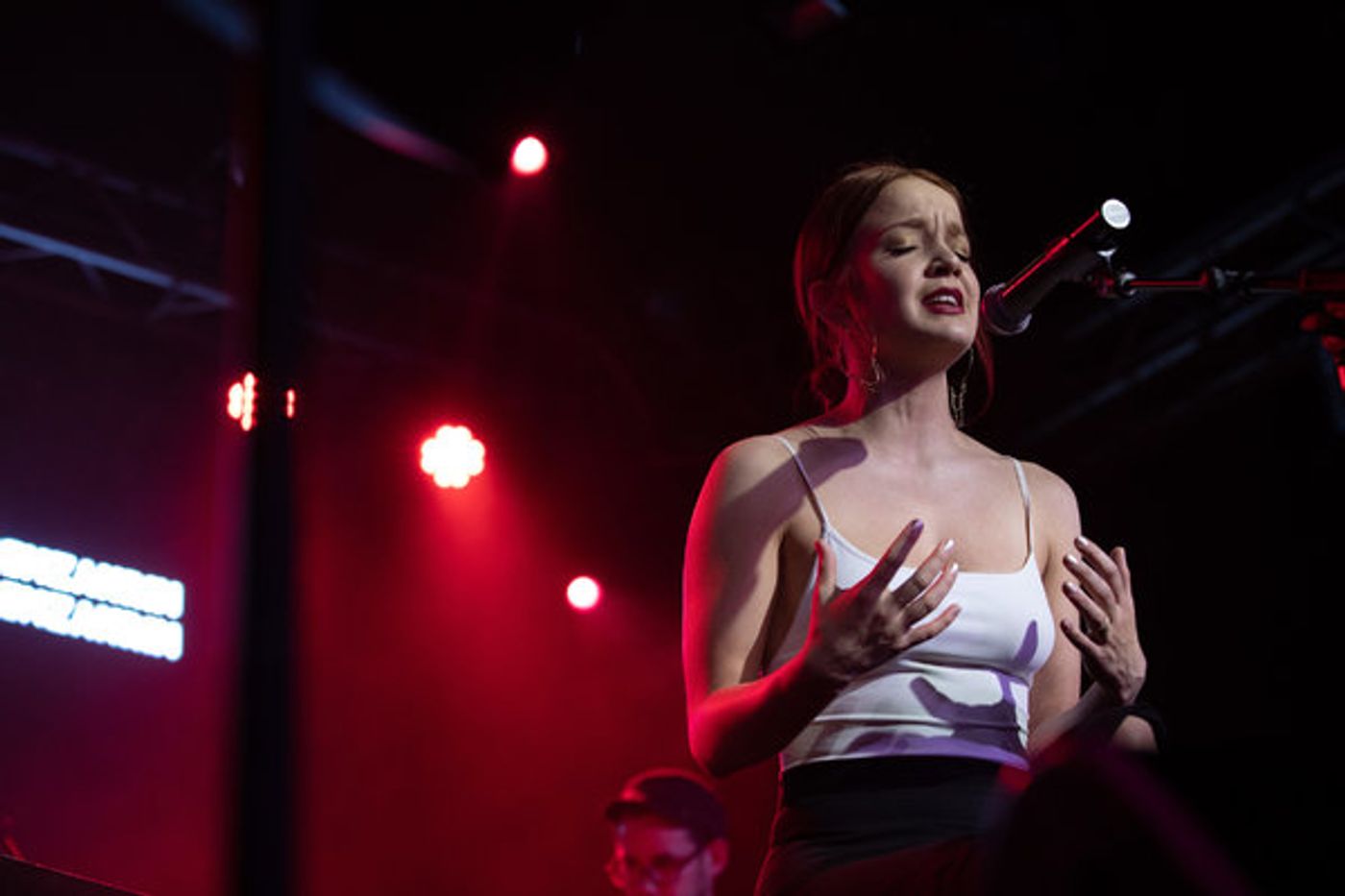 Photo Flash: Adam Kaplan, Ben Fankhauser, and More Sing Kelly Clarkson at Highline Ballroom  Image