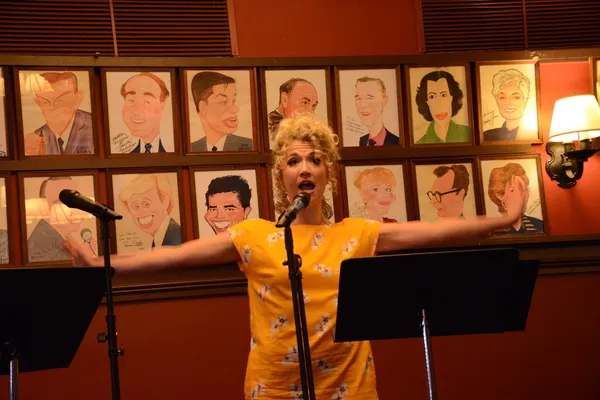 Scarlett Strallen Photo