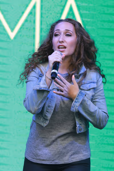 Emma Kingston Photo