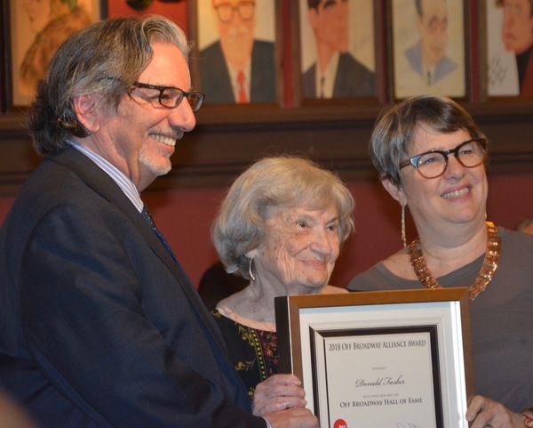 Peter Berger with the family of Donald Farber-Ann Farber and Patricia Farber Photo