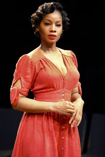 Anika Noni Rose Photo