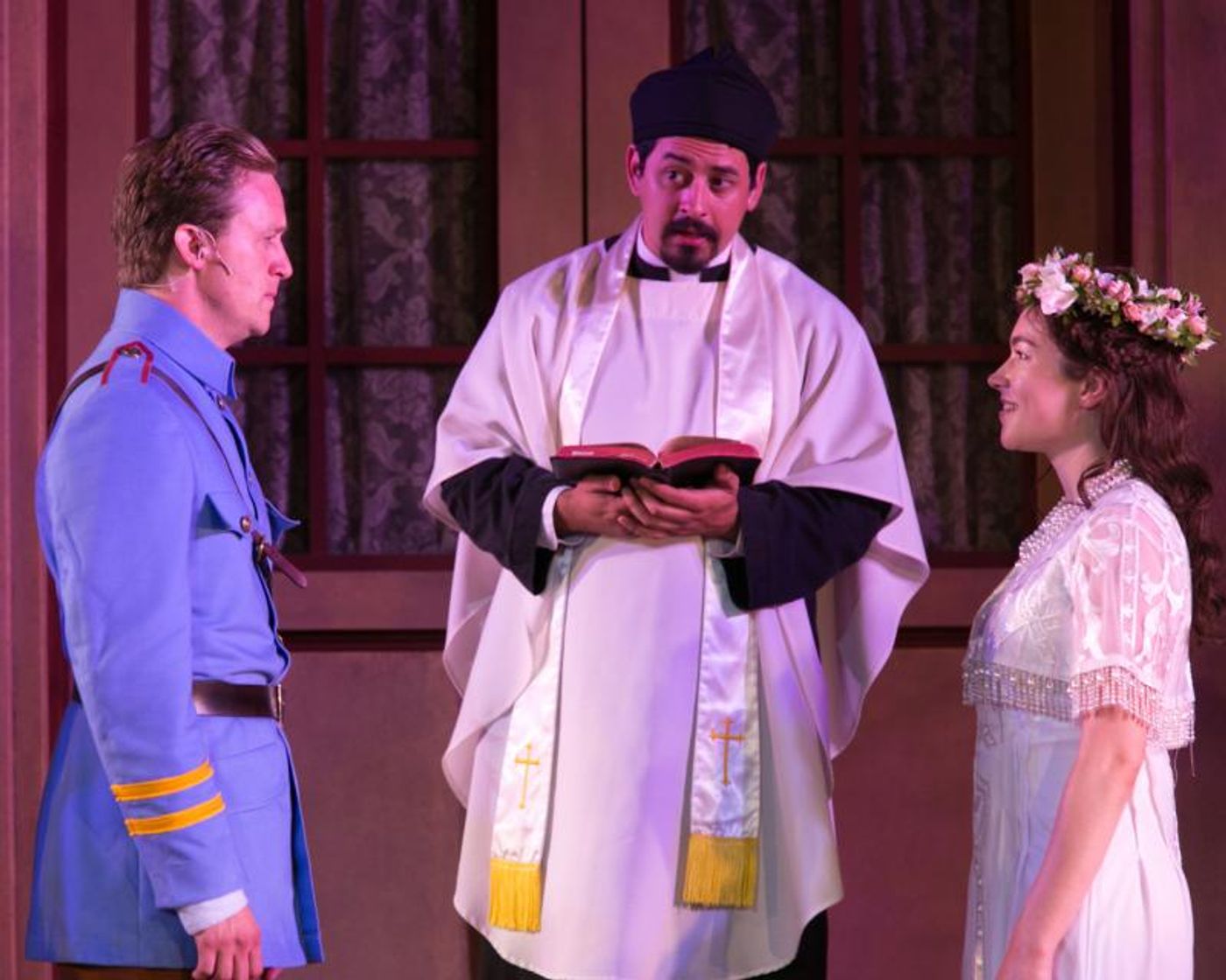 Review: MUCH ADO ABOUT NOTHING at Heart Of America Shakespeare Festival  Image