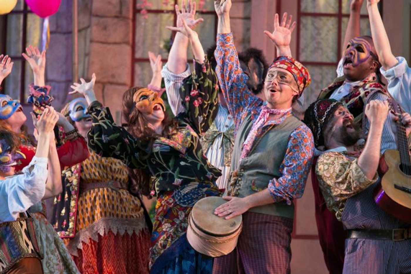 Review: MUCH ADO ABOUT NOTHING at Heart Of America Shakespeare Festival  Image