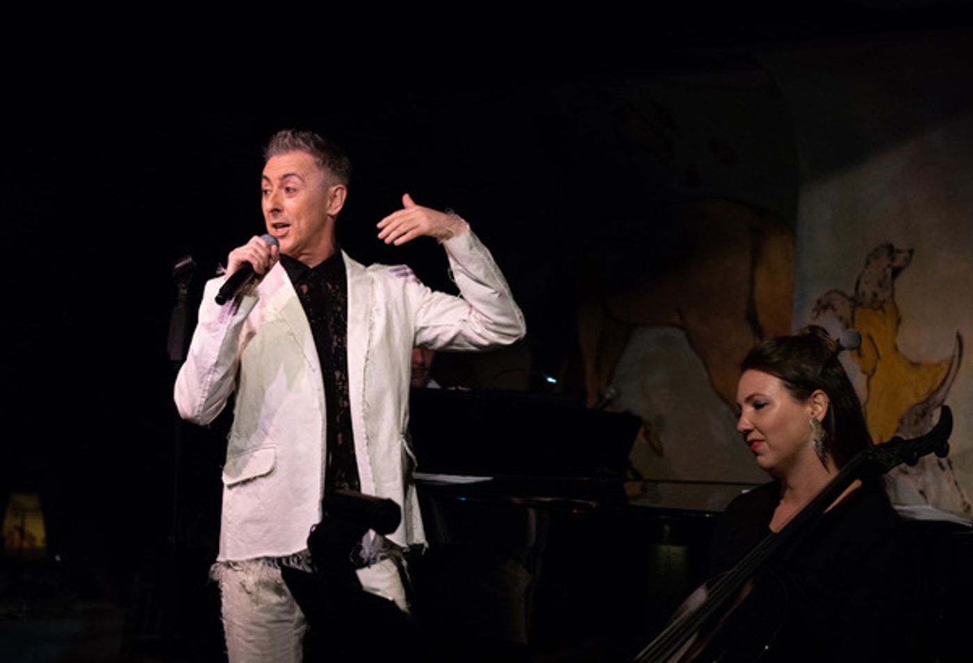 Photo Flash: Alan Cumming Returns to the Legendary Cafe Carlyle!  Image