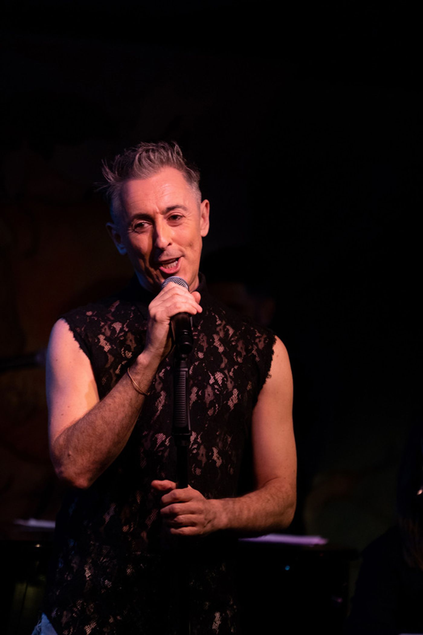 Photo Flash: Alan Cumming Returns to the Legendary Cafe Carlyle!  Image