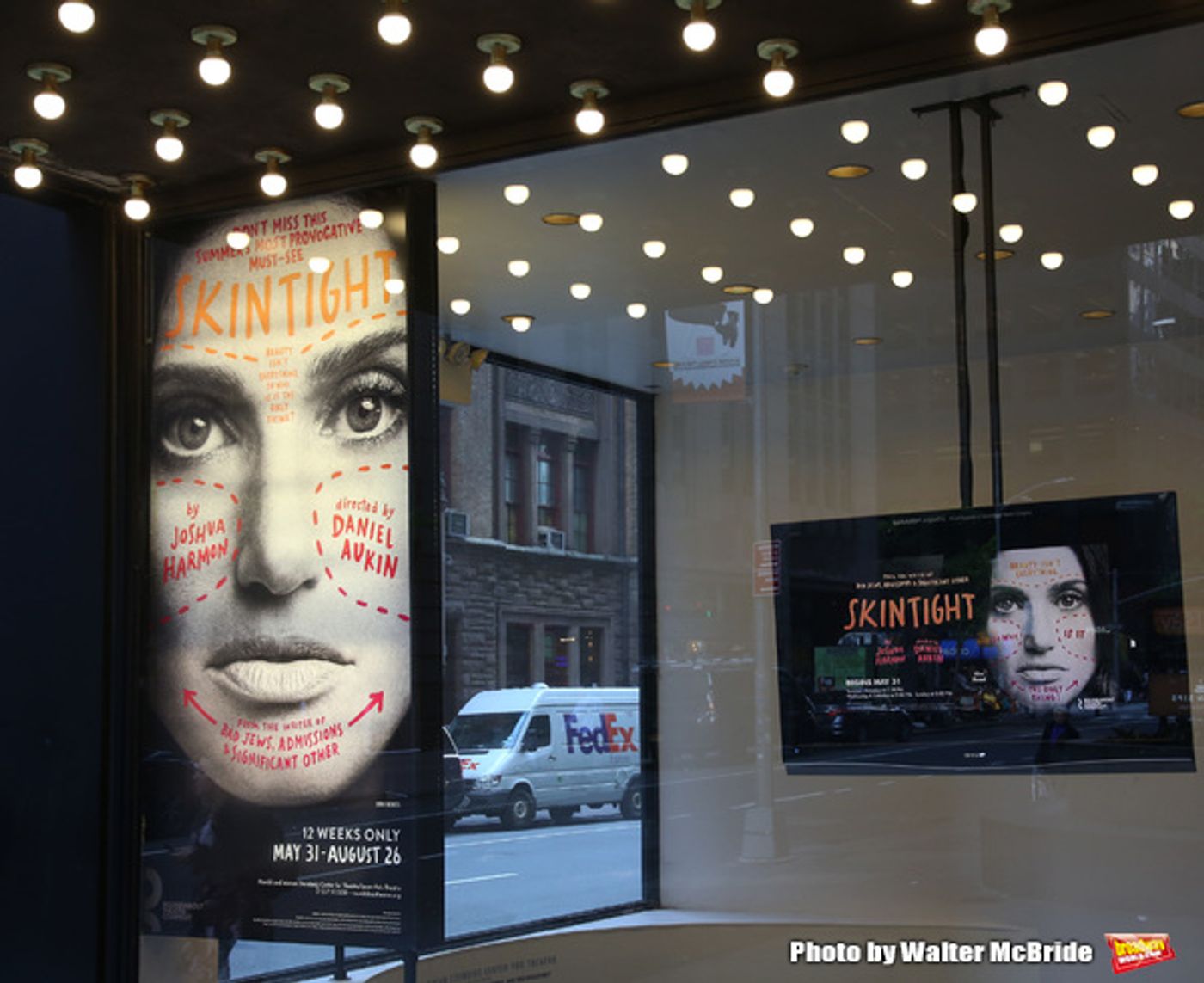 Photo Coverage: The Cast of SKINTIGHT, Starring Idina Menzel, Takes Their Opening Night Bows  Image