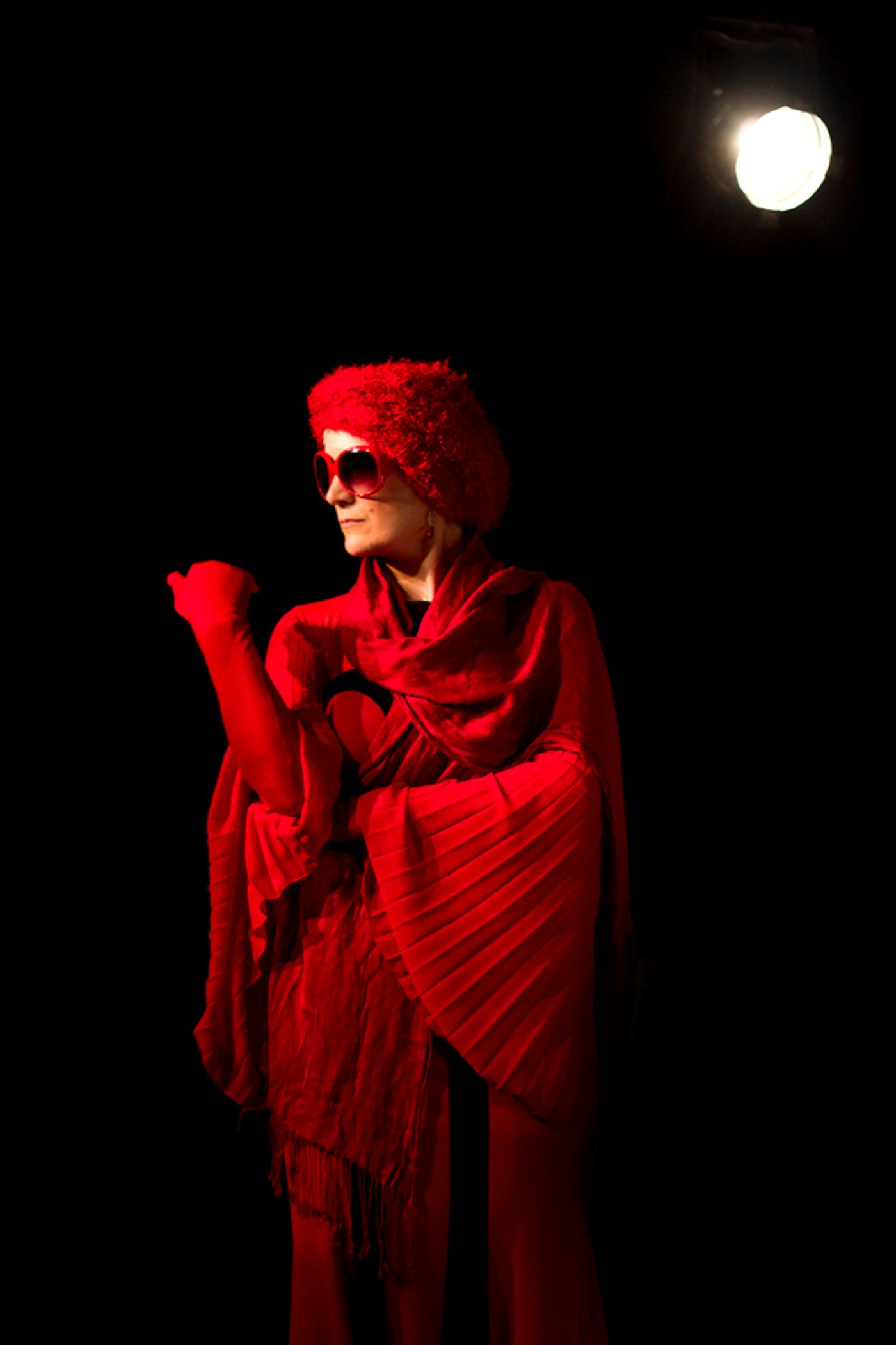 Photo Flash: First Look at Modernized LE MISANTHROPE at Camden Preople's Theatre  Image