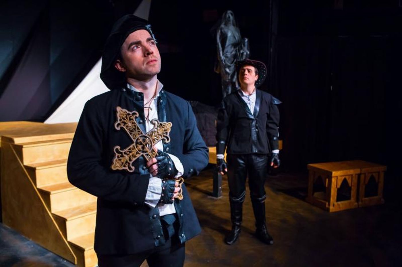 Review: Theatrics and Comedy are Alive in 'ROSENCRANTZ AND GUILDENSTERN ARE DEAD' at Theatre Downtown  Image