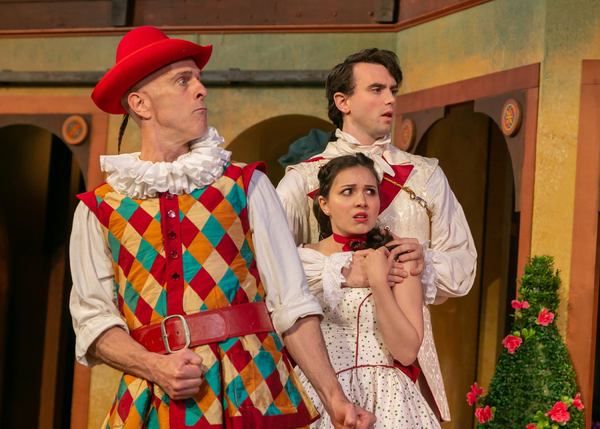 James Michael Reilly as Truffaldino, Miranda Rizzolo as Clarice, and Russell Sperberg Photo