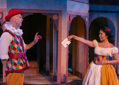 James Michael Reilly as Truffaldino and Aurea Tomeski as Smeraldina Photo