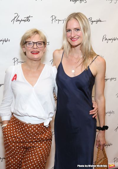 Martha Plimpton and sister Sorel Carradine Photo